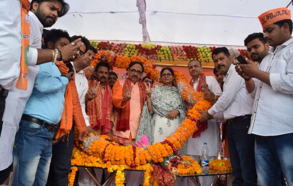 Mahendra nath pandey in cyber yodha function in mirzapur for loksabha election 2019