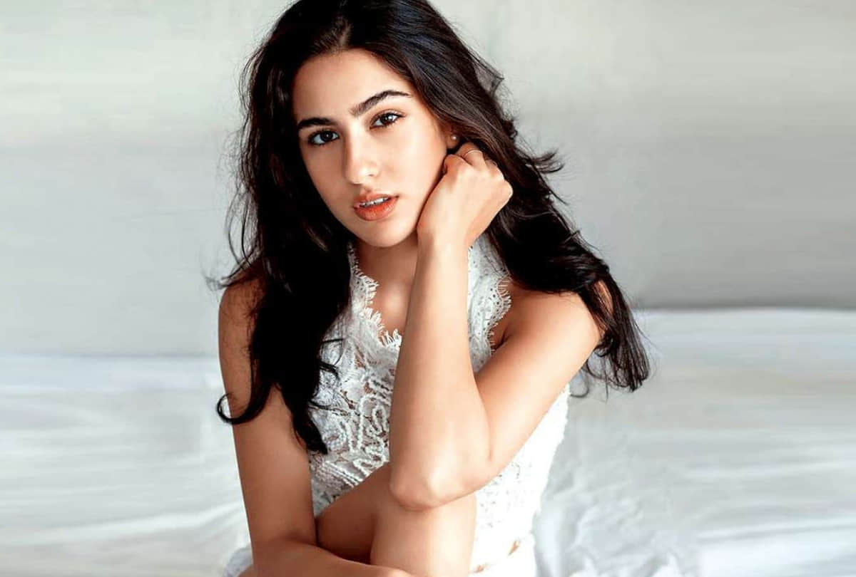 sara ali khan in trouble delhi police registered a case for driving without helmet