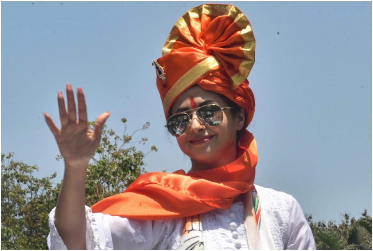 Lok Sabha Elections 2019: Urmila Matondkar files nomination from Mumbai North