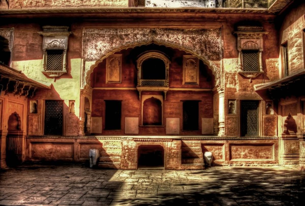 visit city of lake bhopal has great history monuments museum