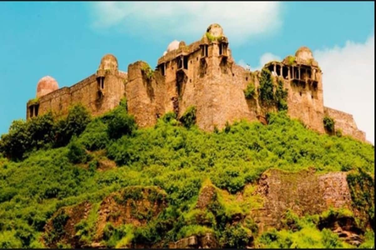 visit city of lake bhopal has great history monuments museum