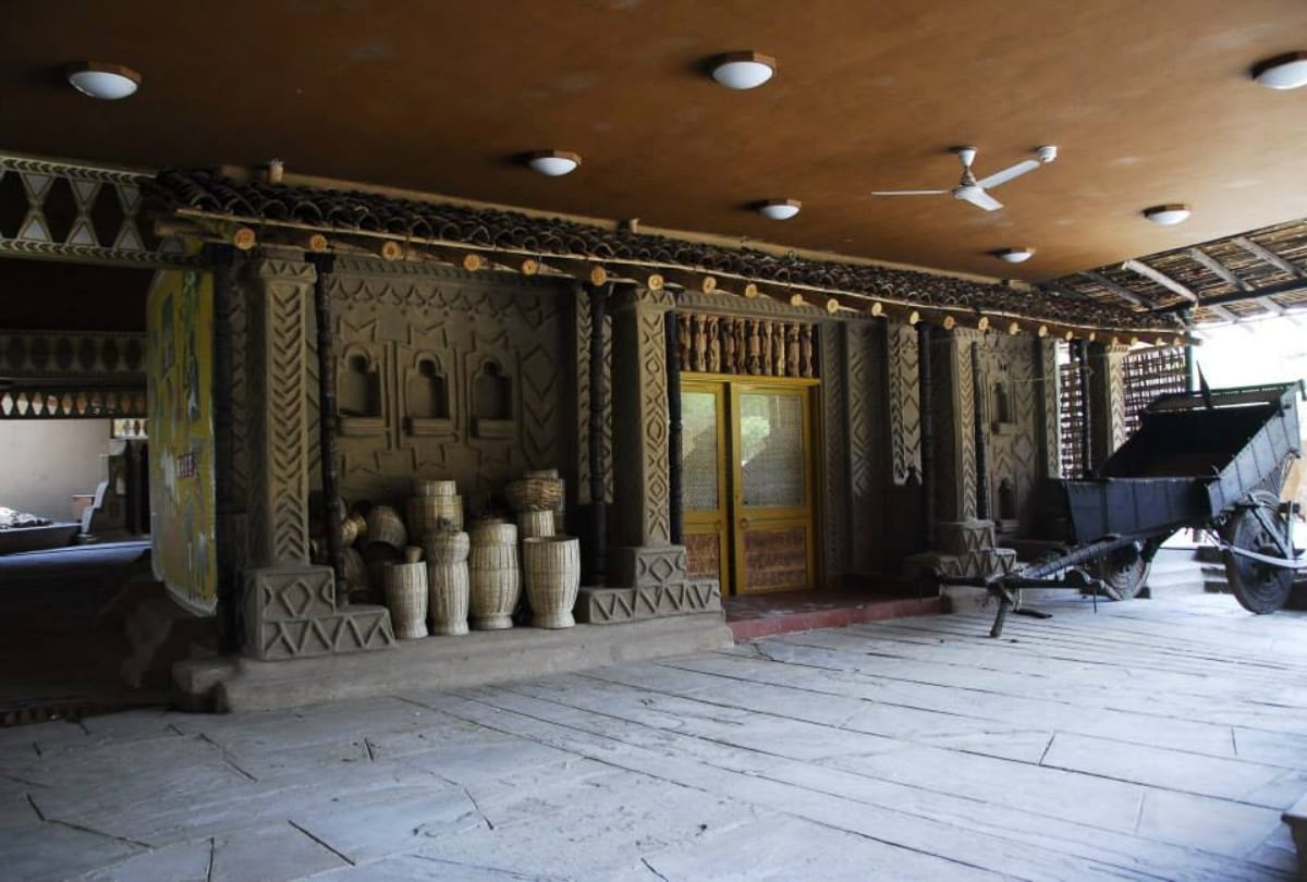 visit city of lake bhopal has great history monuments museum