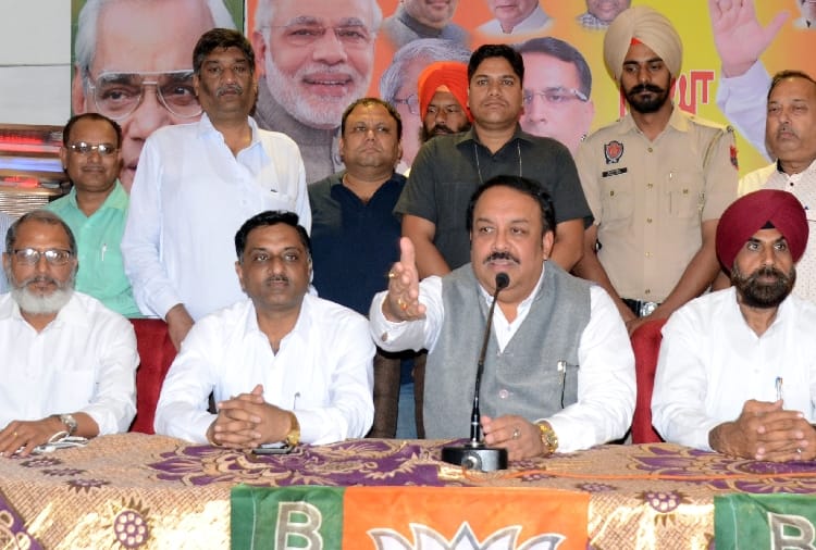Lok sabha election 2019, Shwait Malik targets on Congress in Ludhiana