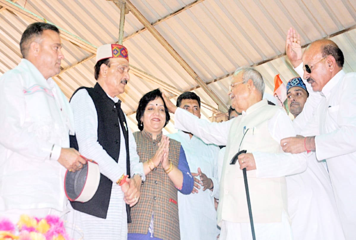 lok sabha election 2019: pandit sukhram statement during congress meeting in mandi himachal