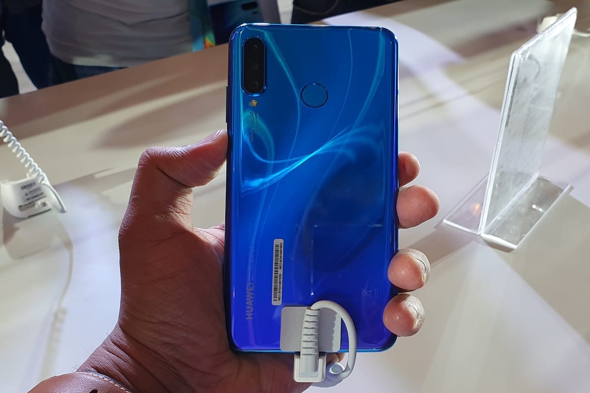 Huawei P30 Lite भारत में हुआ लॉन्च, मिलेगा 32MP का सेल्फी कैमरा Huawei P30 Lite Launched in India, know price and specifications