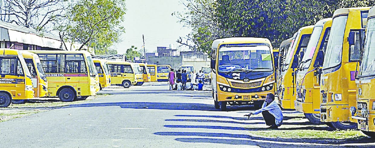 matdaan ke liye vaahano ka adigranhan