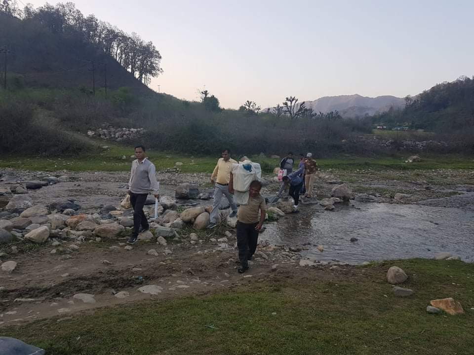 Lok sabha elections 2019 Polling parties depart for polling booth on horse and Mule in yamkeshwar