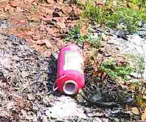 Gas cylinder burst, one injured