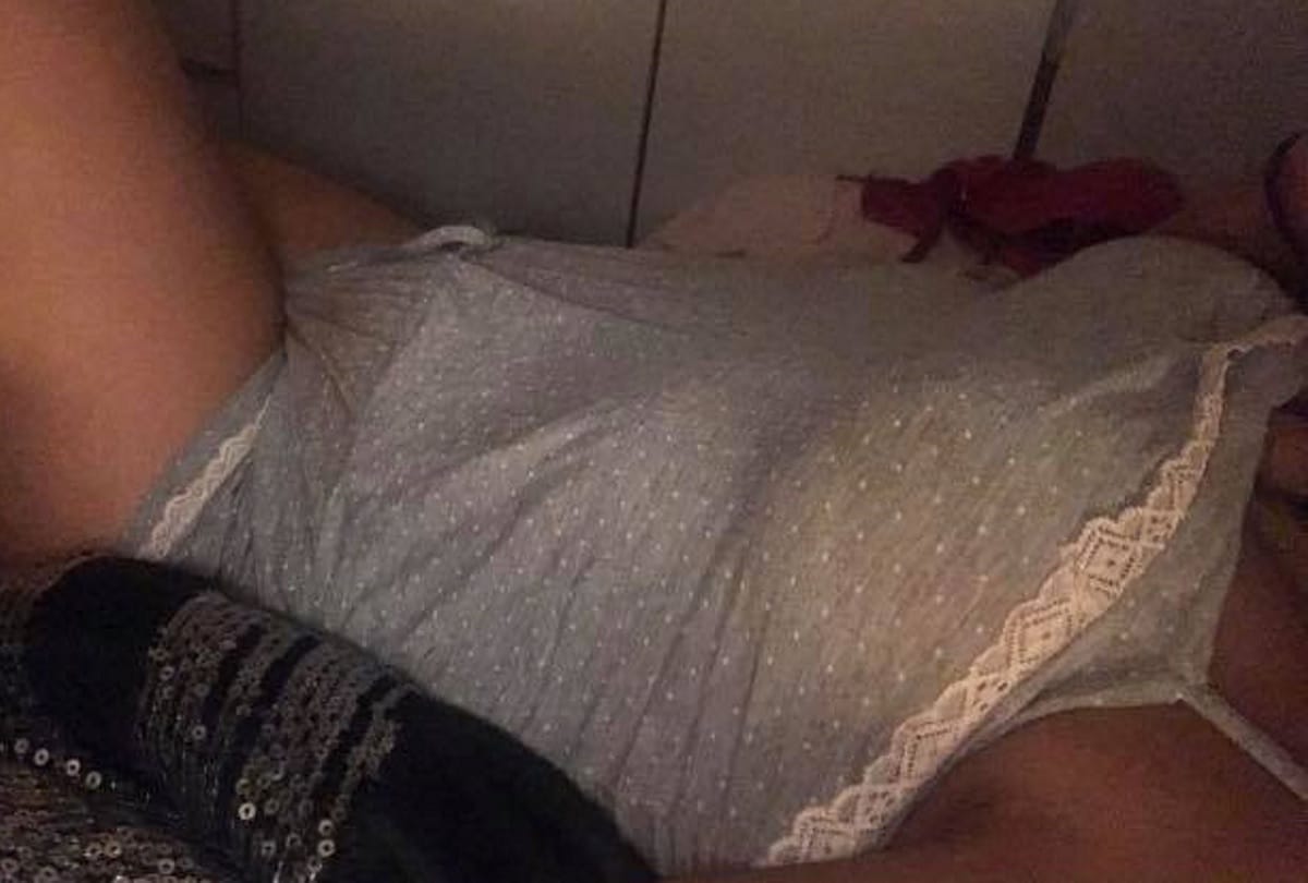 girl slept with flat tummy but got Pregnancy at night and gives birth next day