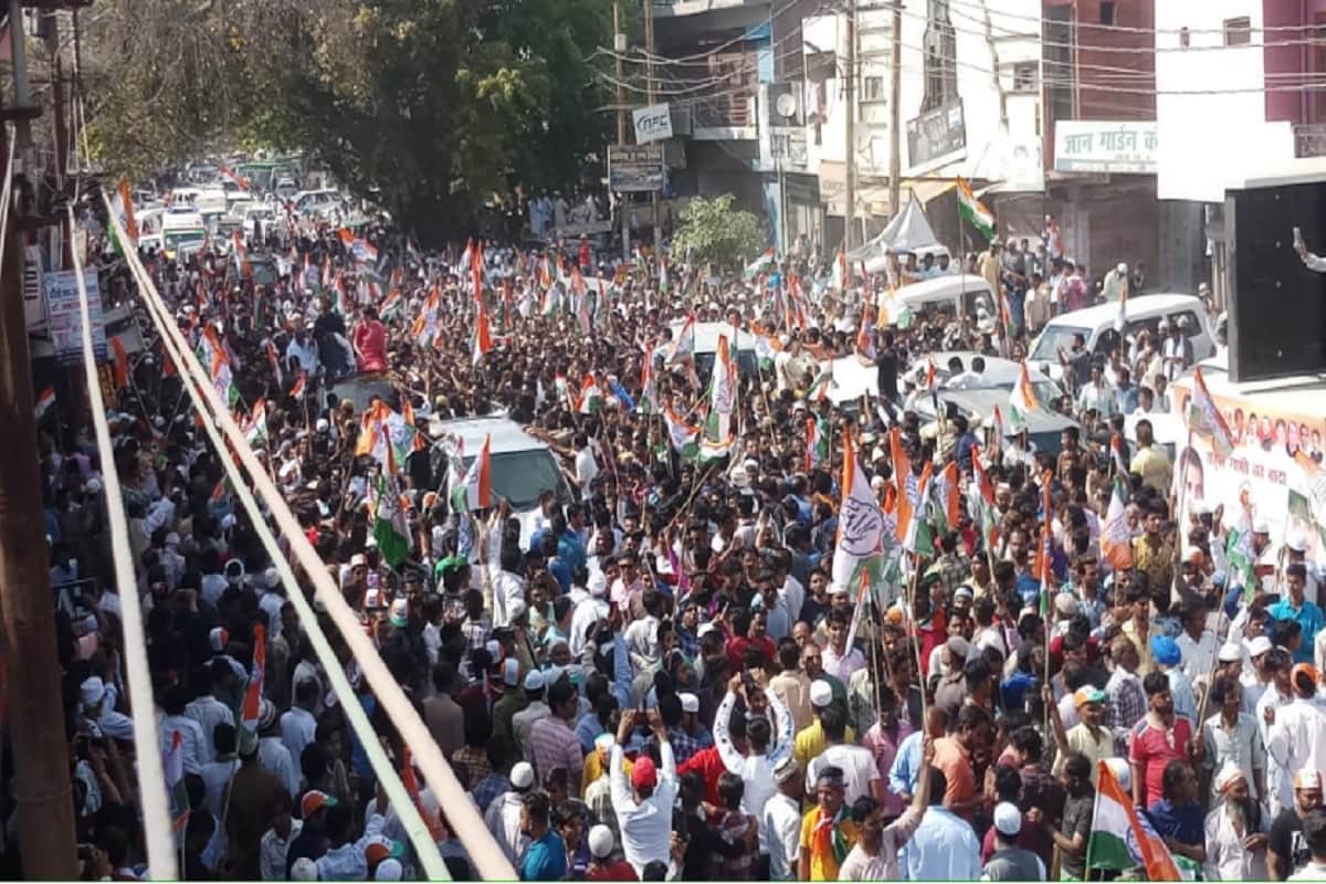 Lok Sabha Elections, Fight in BJP and Congress leaders in Priyanka Gandhi road show in Saharanpur