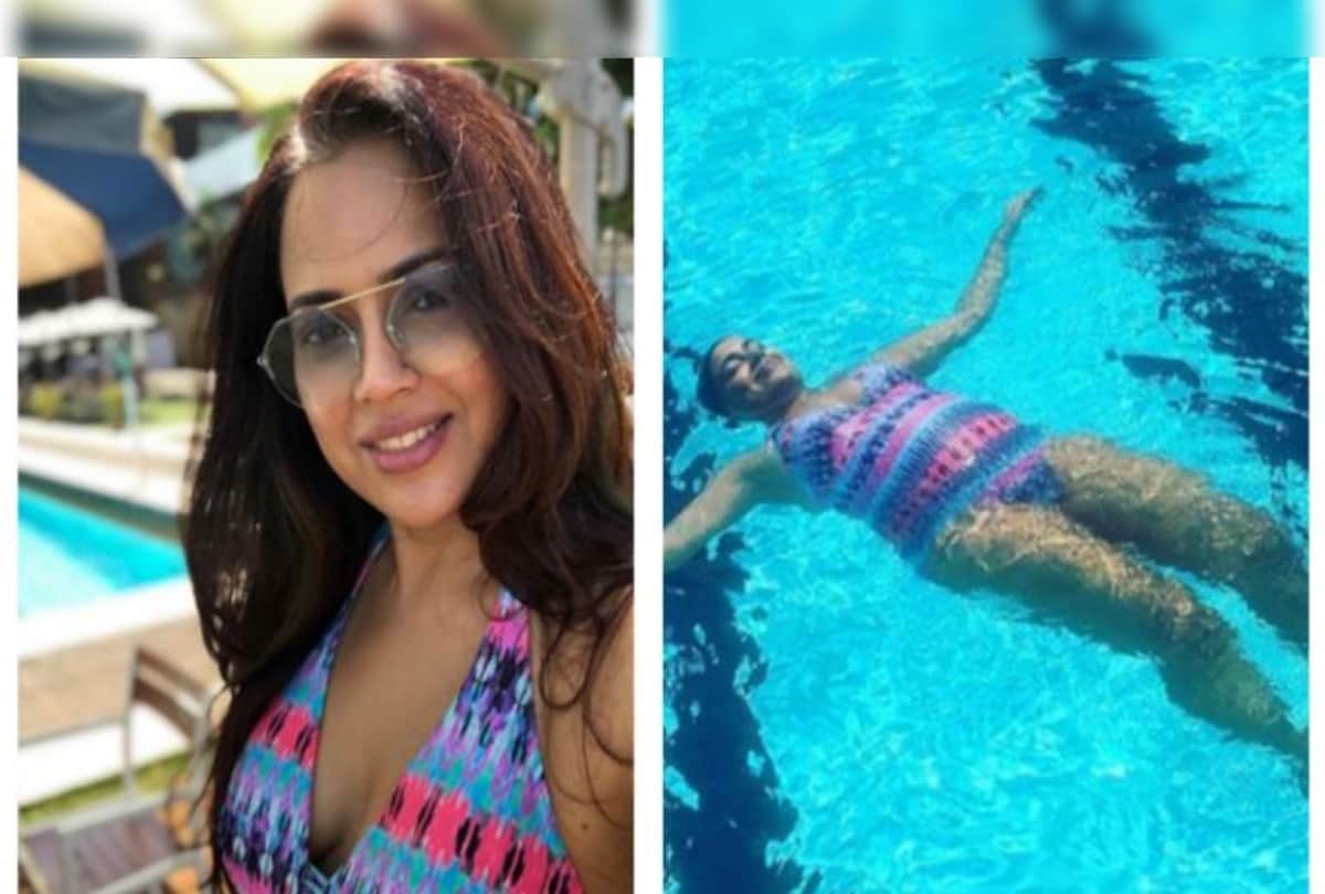 Sameera Reddy flaunts her baby bump in monokini See pictures