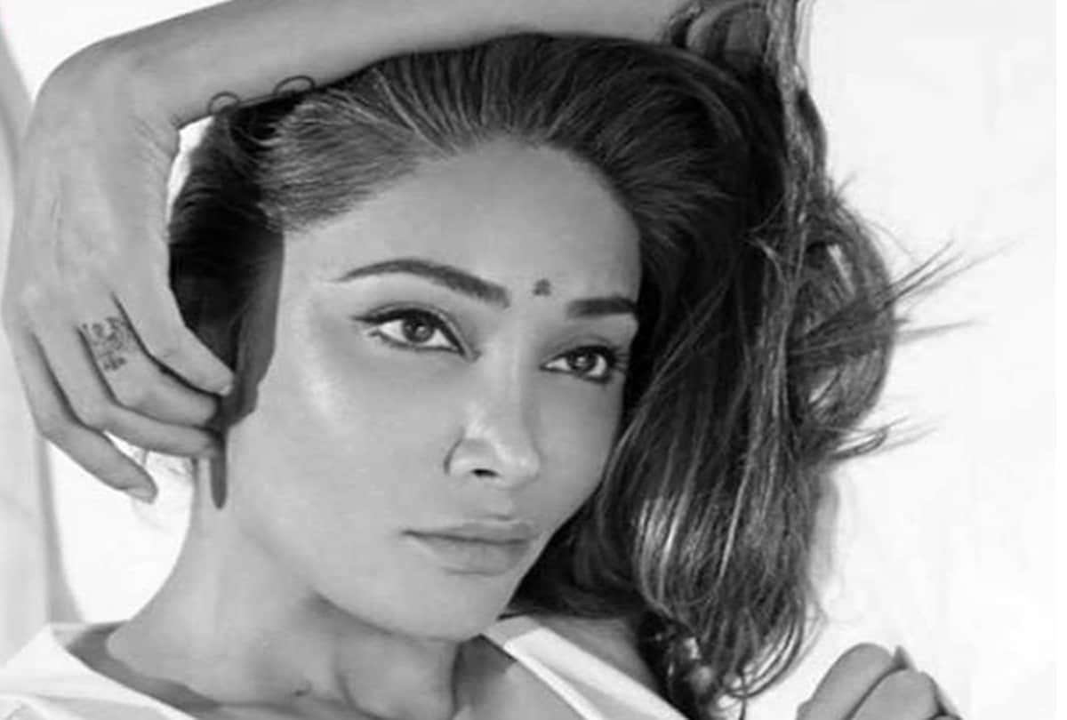 Model Sofia Hayat responds to the trolls who says She is the reason for Rape