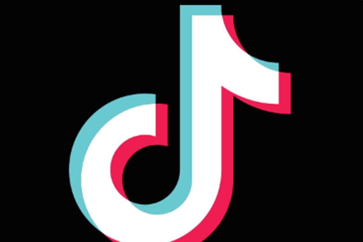 Youth Shot Dead As Pistol Goes Off While making Tiktok Video in Maharashtra