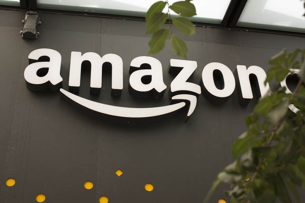amazon offers to its employees, learn coding despite not having technical background