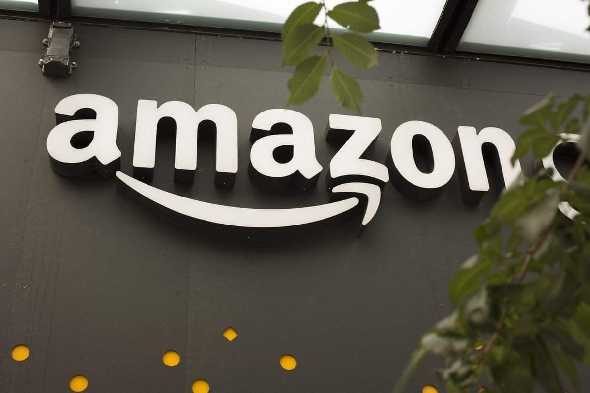 Amazon going to give new facility of  booking air ticket and order food