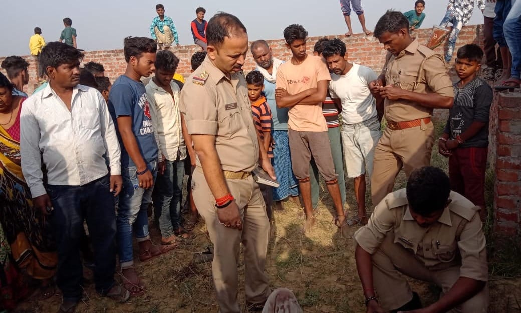 Man murder by knief in chandauli