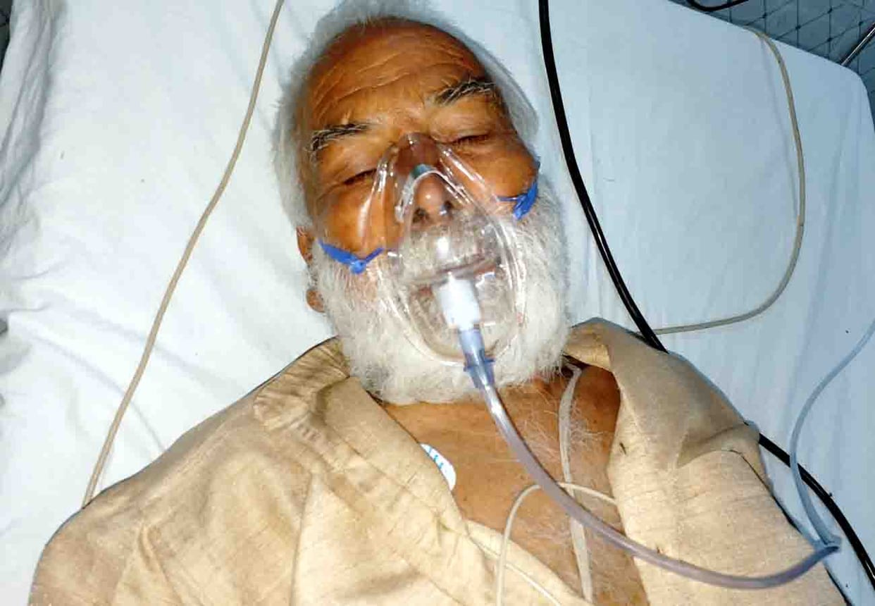 Unknown people threw farmer into canal
