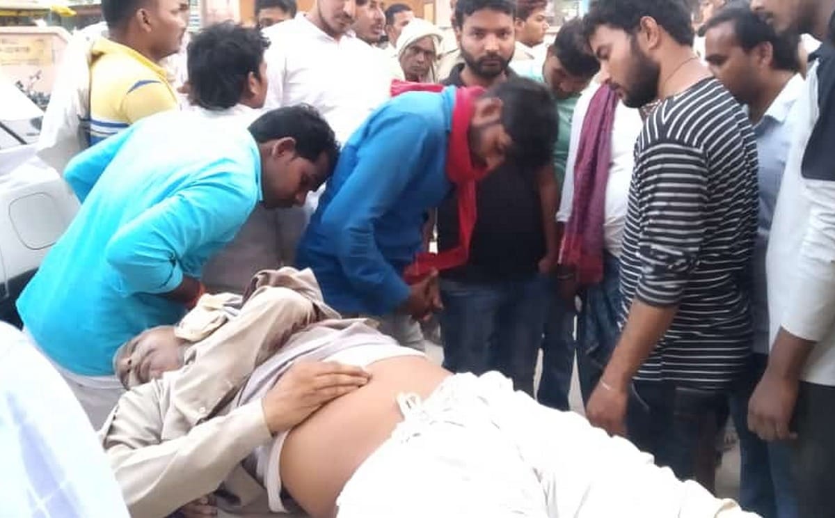 Man killed by shot on road in ghazipur