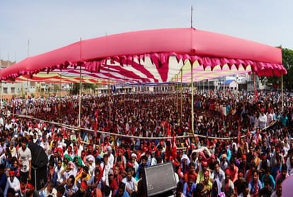 loksabha chunav 2019 begusarai election kanhaiya kumar cpi bjp giriraj singh tanveer aslam