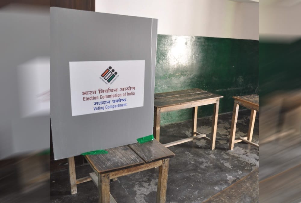 Salt by Election 2021: Voters Will Give Vote after Wearing Gloves First Time in Uttarakhand