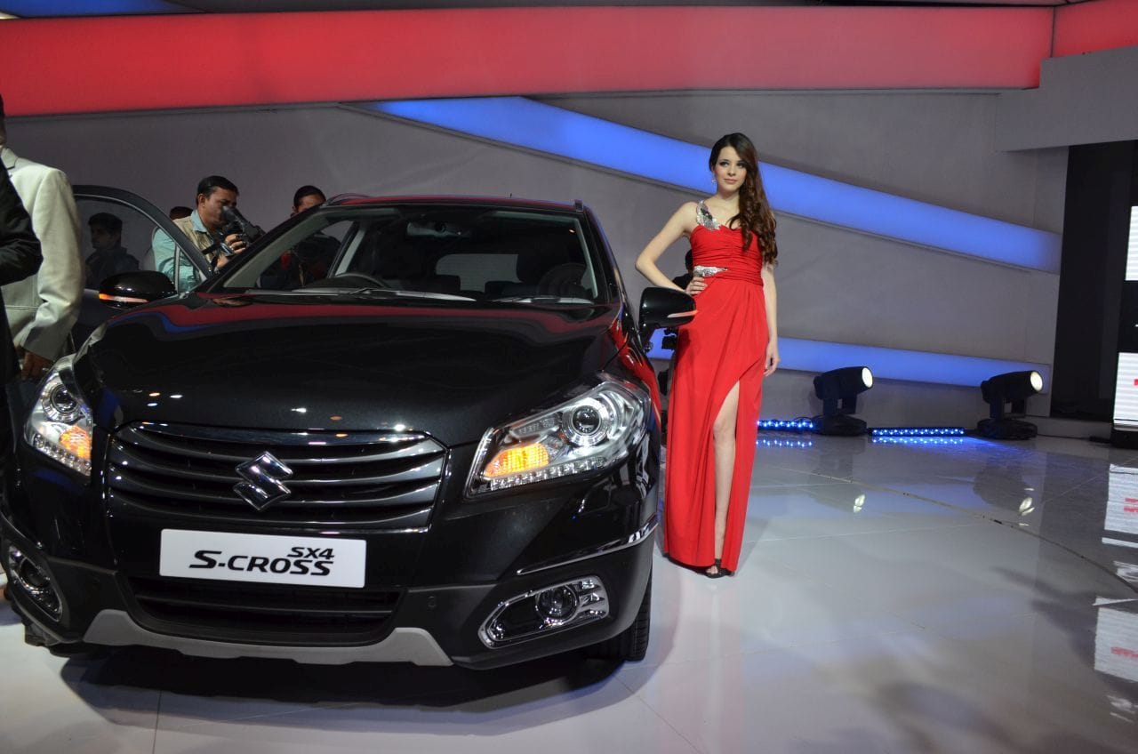 upcoming Honda HR-V Vs Maruti Suzuki S-Cross crossover suv, know the specifications