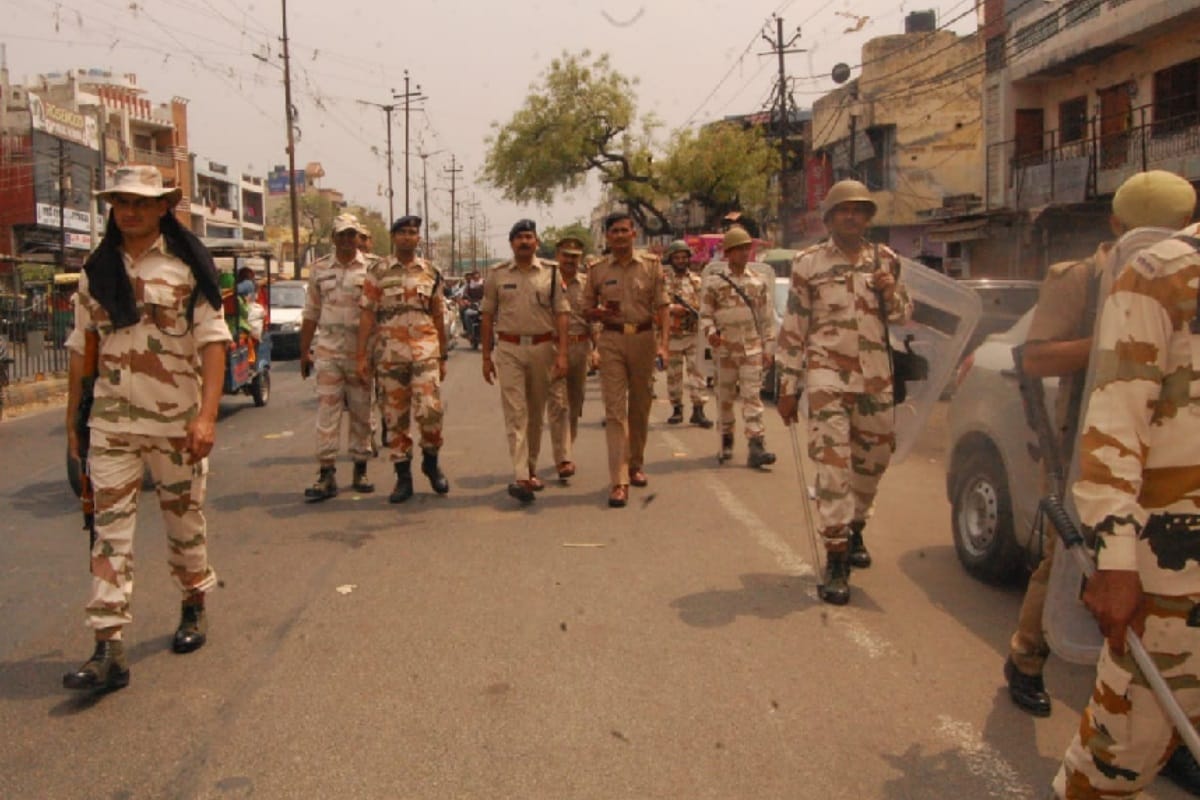 Voting: Meerut District divided into 22 zones  234 sectors, videography at sensitive centers