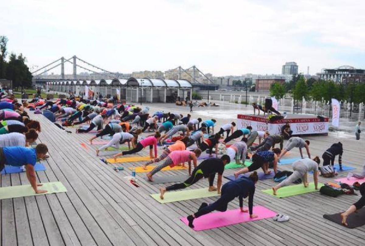 Russian MP Yelena Mizulina claims Yoga makes men gay