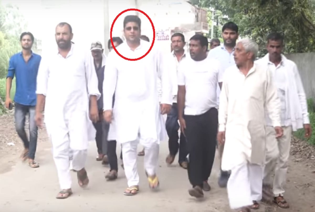Congress candidate Sachin Chaudhary distribute liquor FIR lodged