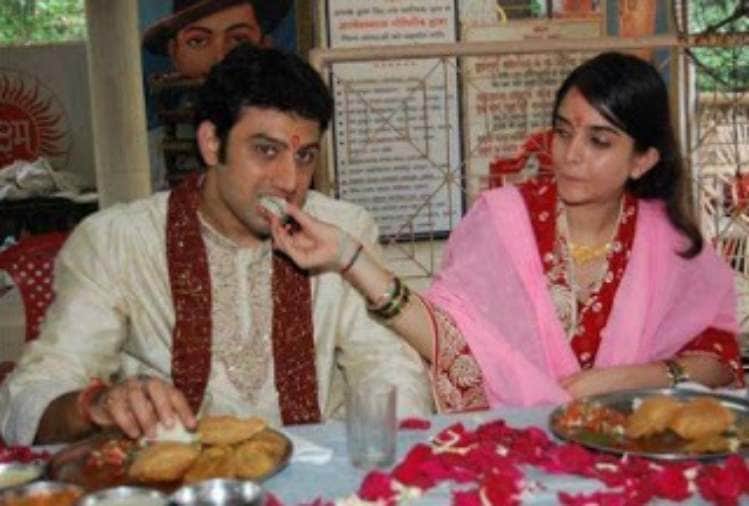 nadiya ke paar actress sadhna singh daughter sheena shahabadi birthday