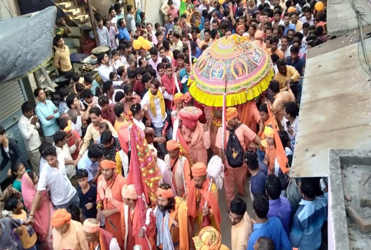 sobha yatra of peer ratan nath in balrampur