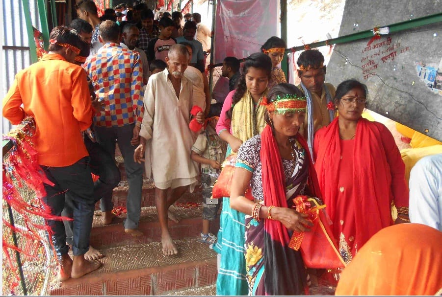 devotee reached to Maa Poornagiri Dham