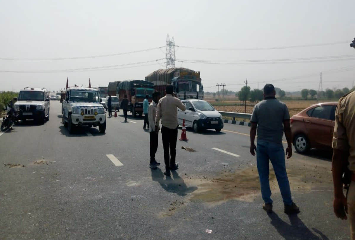 eight youths dies in accident on Agra Lucknow expressway