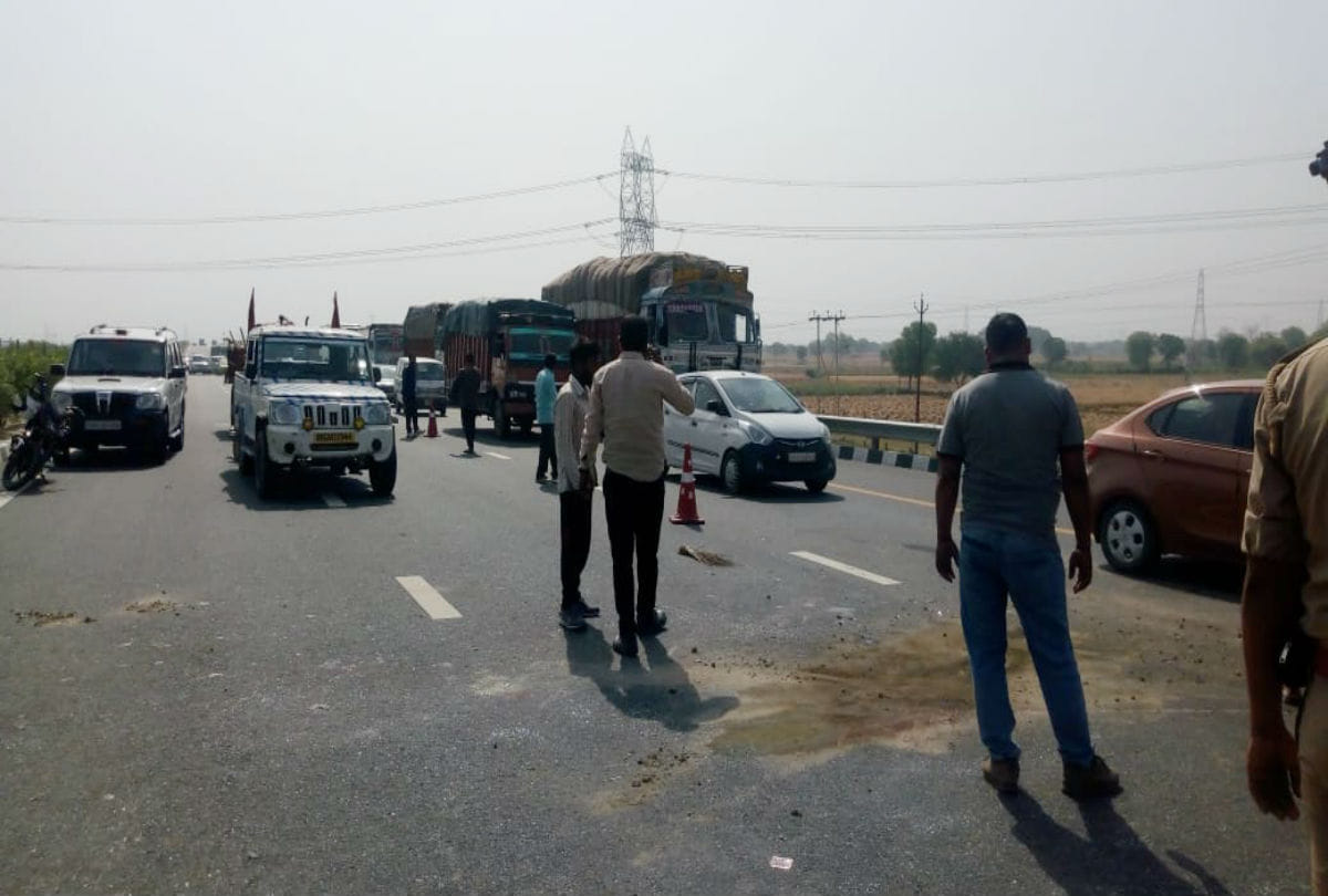 eight youths dies in accident on Agra Lucknow expressway