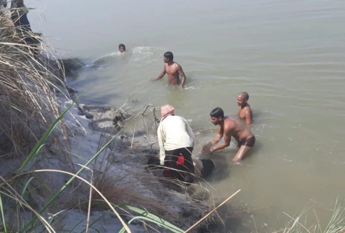Third Body found who drown in ganga at bulandshahar