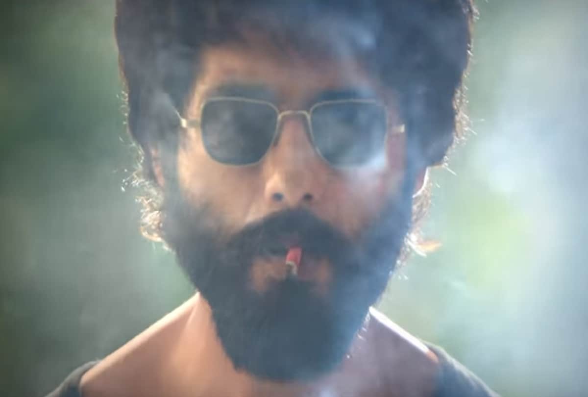 shahid kapoor reveals he had to smoke 20 cigarettes in a day during shoot kabir singh