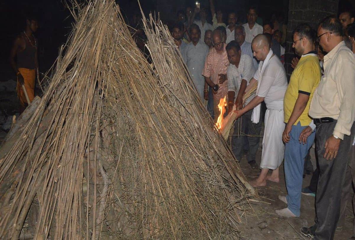 funeral of BJP MLA Jagan Prasad Garg in agra