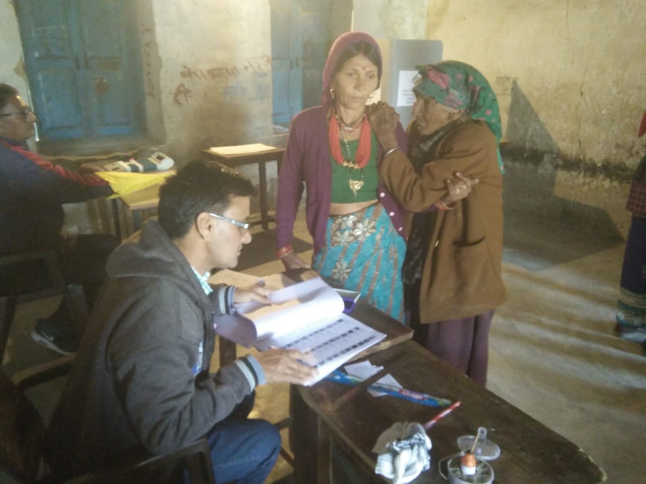 lok Sabha Elections 2019 uttarakhand 100 plus old age voter photos