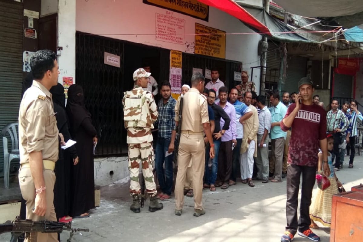 Lok Sabha Elections 2019, Many EVM machines were damaged in Western UP