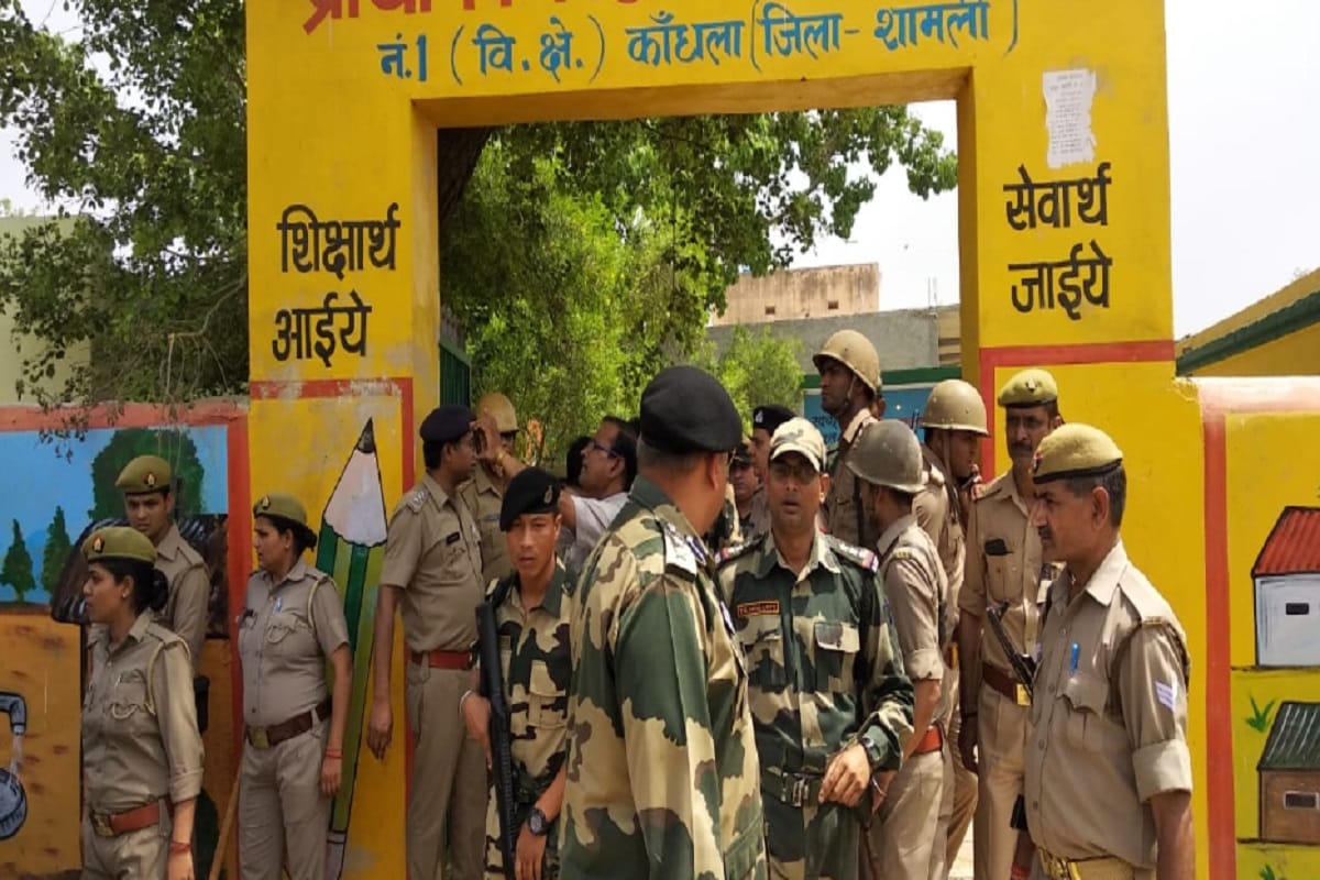 Lok Sabha Elections 2019, Firing took place at the polling booth in a village of Shamli and ruckus