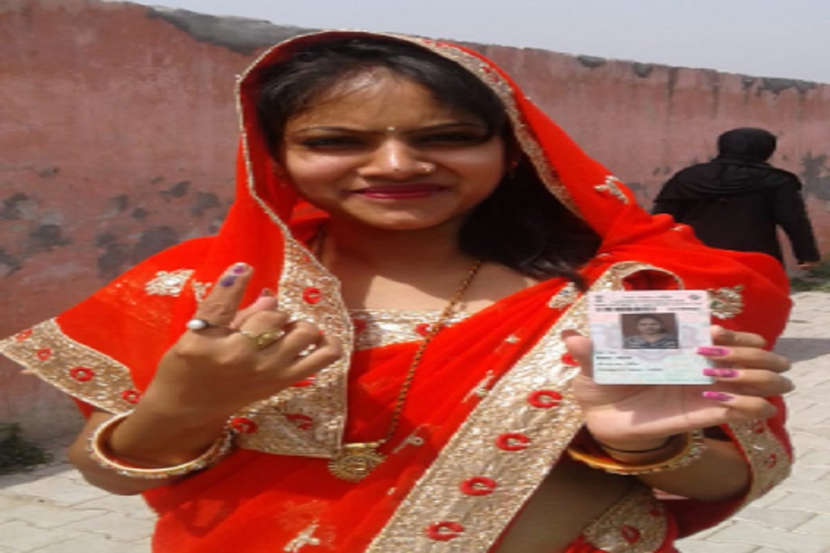 Lok Sabha Elections 2019, Voted of youth and women in western UP and see photos