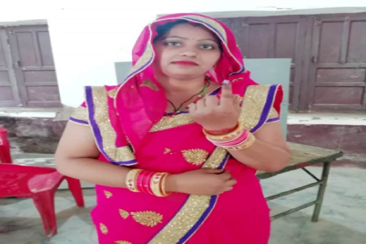 Lok Sabha Elections 2019, Voted of youth and women in western UP and see photos