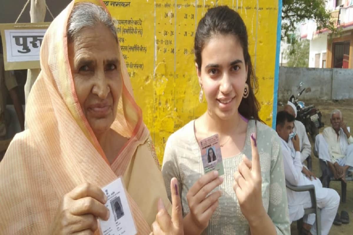 Lok Sabha Elections 2019, Voted of youth and women in western UP and see photos