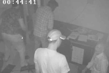Badmash looted Three filling stations in Haryana