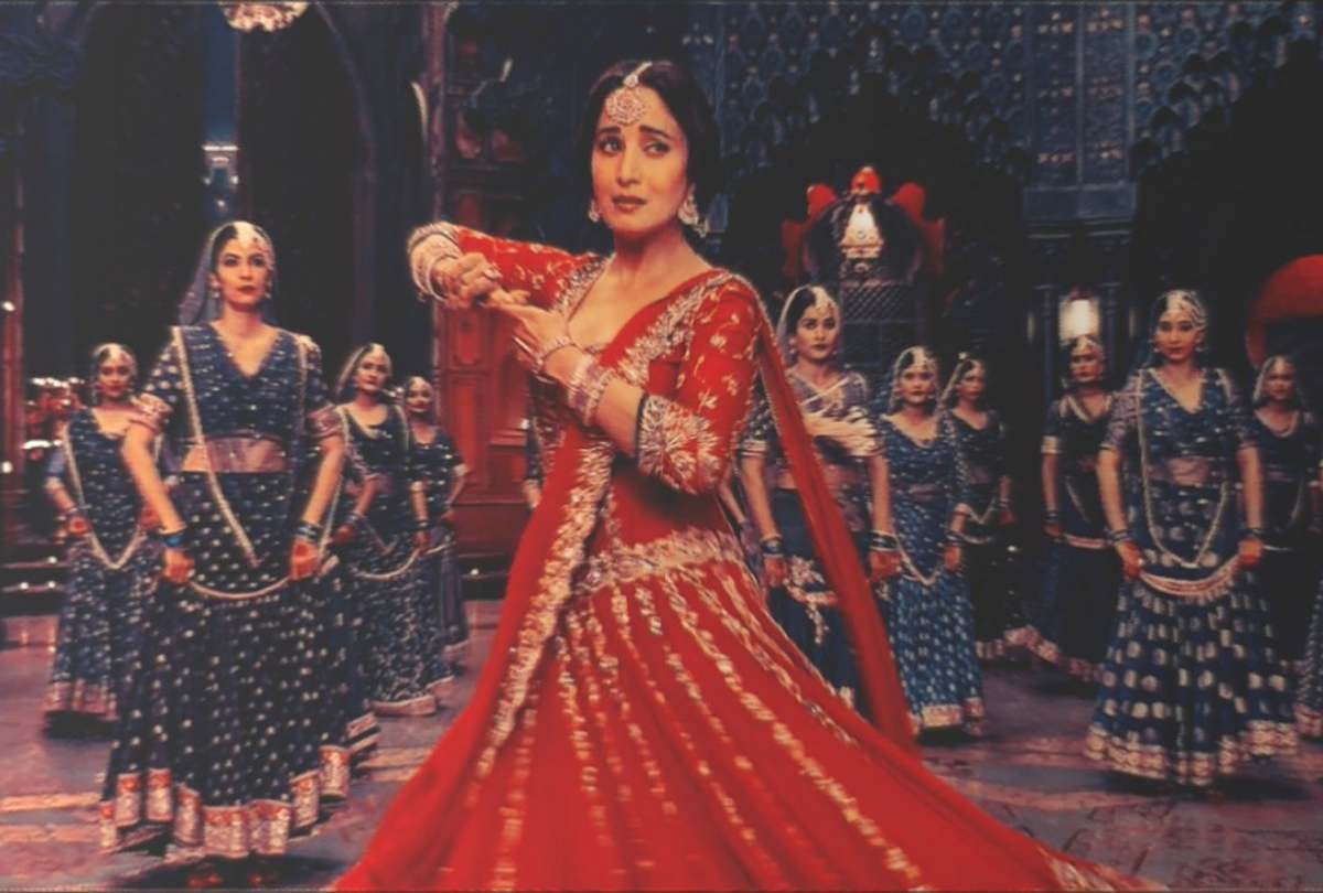 madhuri dixit song tabah ho gaye from kalank social media user highly disappointed