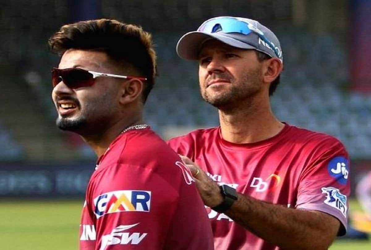 sunil gavaskar surprise with rishabh pant not get chance in team india squad for world cup 2019