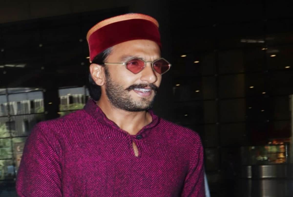 Ranveer Singh spotted at the Mumbai airport in a colourful avatar