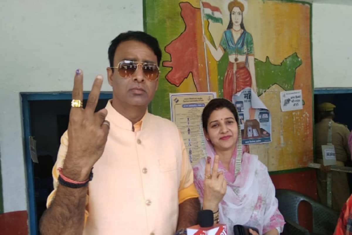 Lok Sabha Elections 2019, voted of many leaders in West UP including Sangeet Som