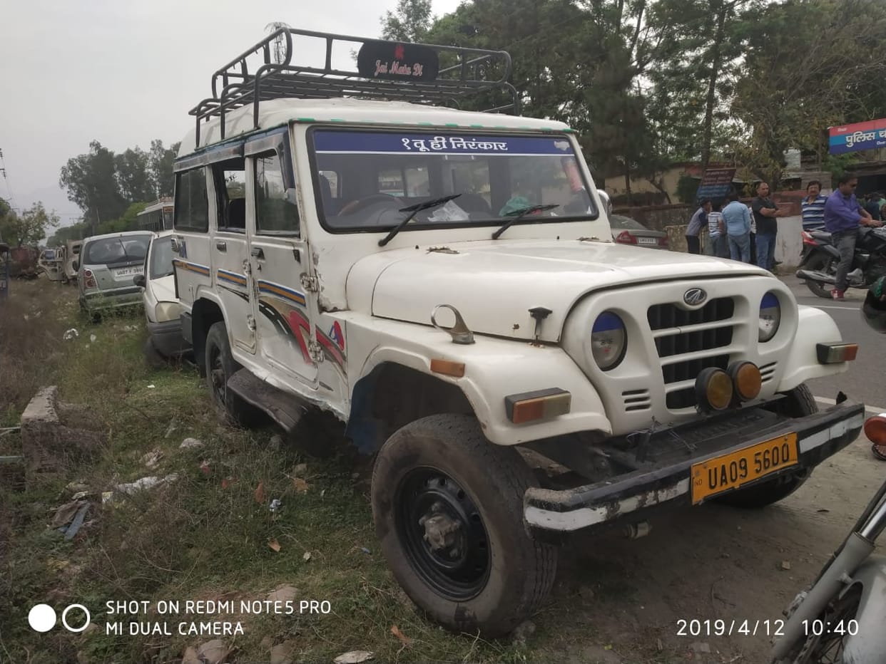 bike and max accident in vikasnagar dehradun
