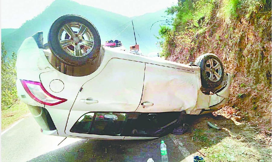 Three people got injured