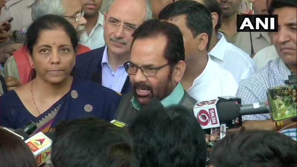 Lok Sabha Chunav 2019: BJP panel meets EC alleging Rahul Gandhi for foul language against PM Modi